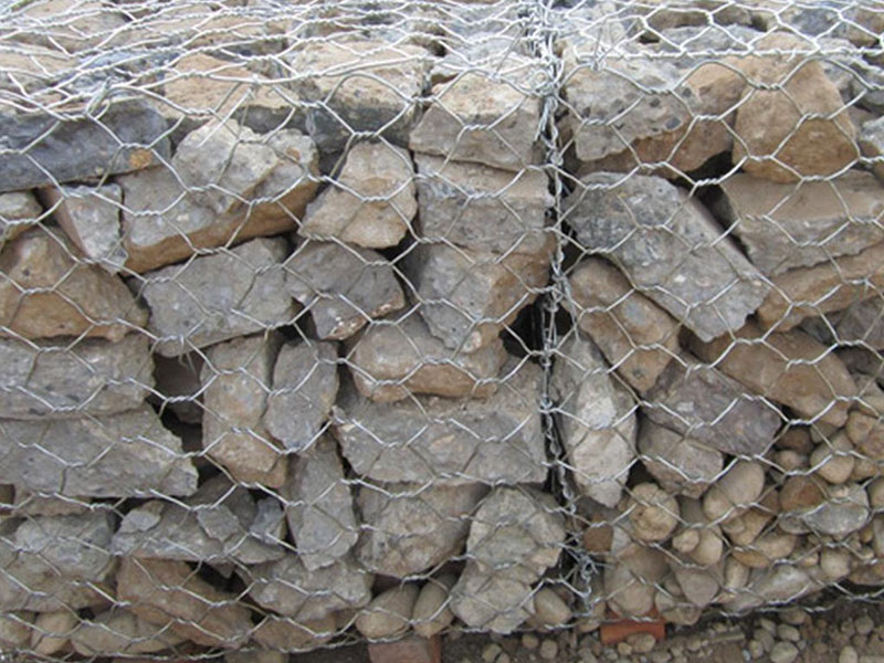 體育場圍網_光伏圍欄_鐵絲網護欄廠家